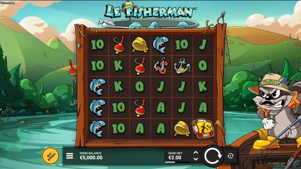 Smokey si rakun sedang memancing di slot Le Fisherman